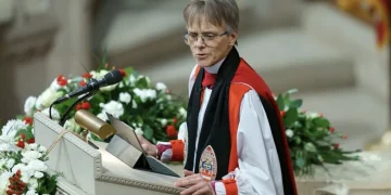 Trump embiste contra la obispa que le pidió misericordia con los niños inmigrantes y comunidad LGTBI